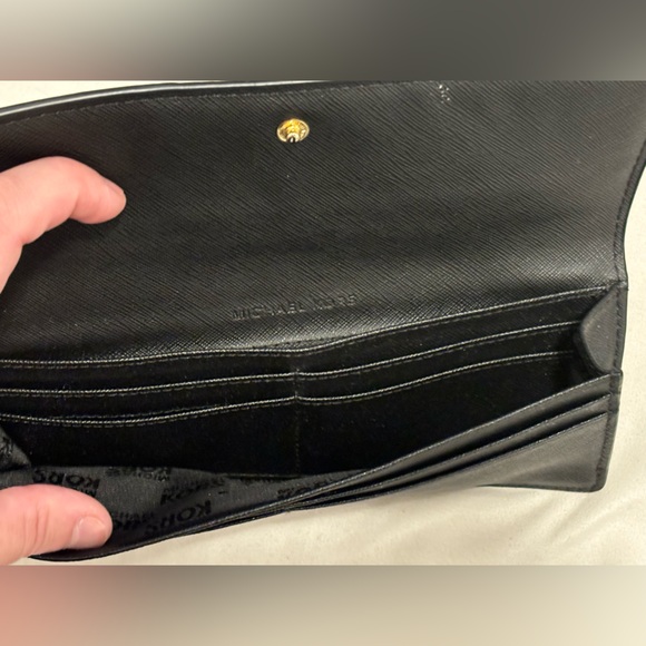 Michael Kors Saffiano Long Wallet - Picture 6 of 10